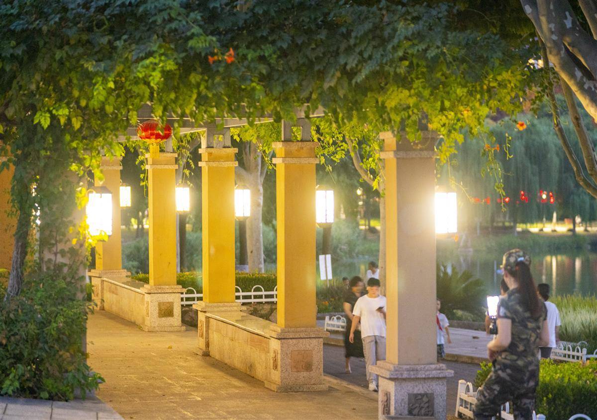 新匍京官网中文网站